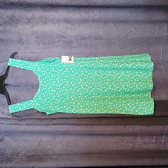 SO Dresses & Skirts - 💚 SO XL Dress